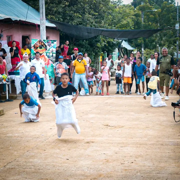 Celebración de la Cruz de Mayoimage